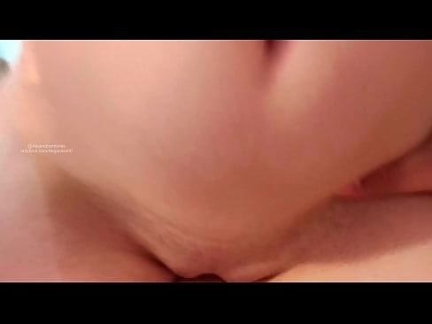 ❤️ අක්කගෙ කාමරේ නිදාගෙන එහෙමයි මට ඇහැරුනේ Porno vk si.tubesexer-com.ru ❌❤
